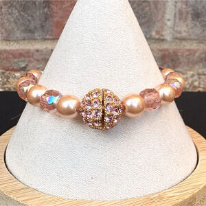 VTG Joan Rivers Pink Stretch‎ Bracelet Aurora Borealis Crystals Faux Pearls 7.5"